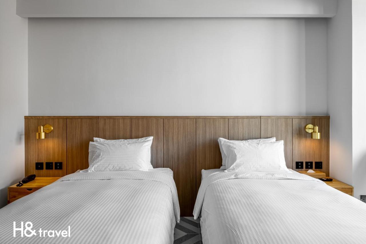 Black Horn B&B Старе місто Хенчун Екстер'єр фото